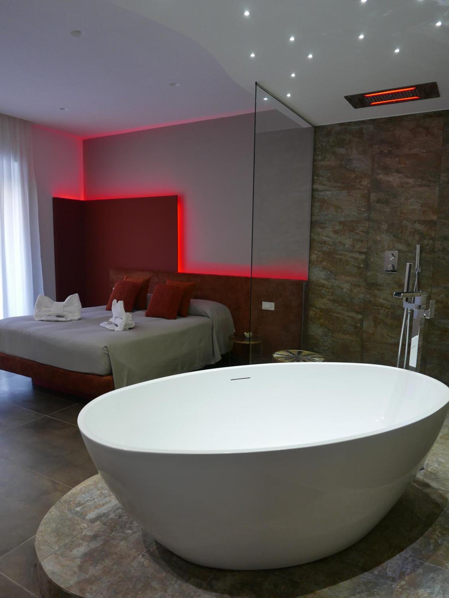 Re Lazzarone Suite Неаполь Экстерьер фото