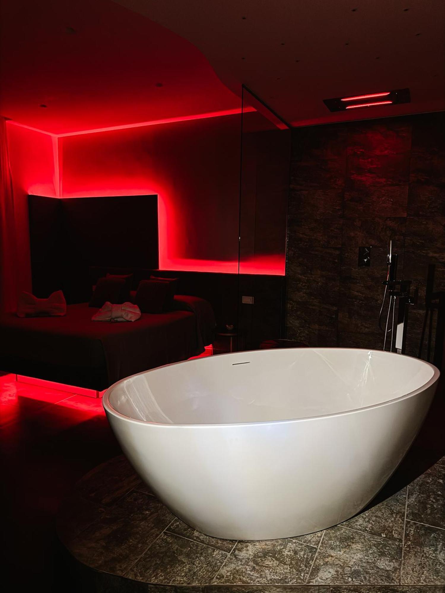 Re Lazzarone Suite Неаполь Экстерьер фото