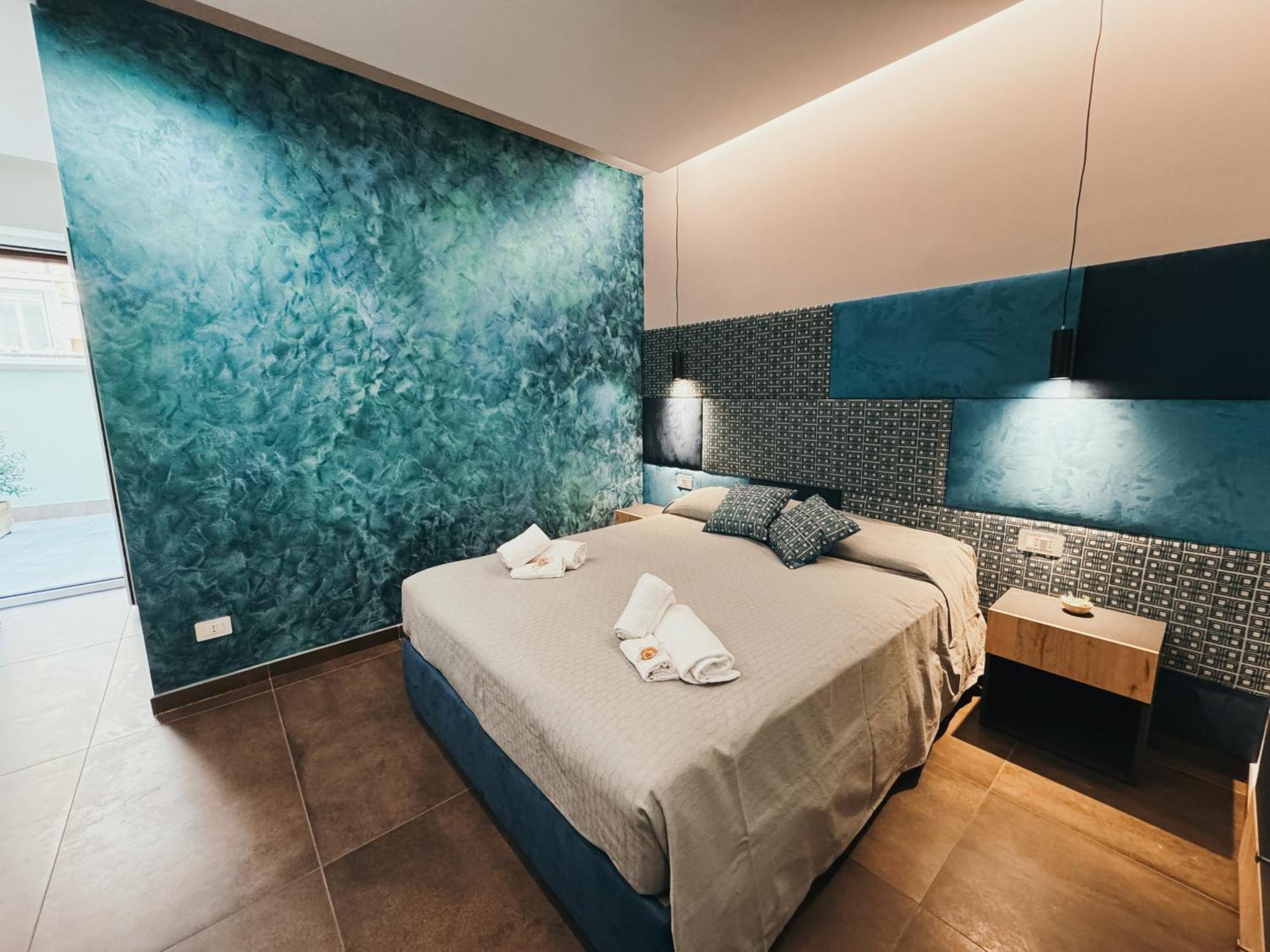 Re Lazzarone Suite Неаполь Экстерьер фото