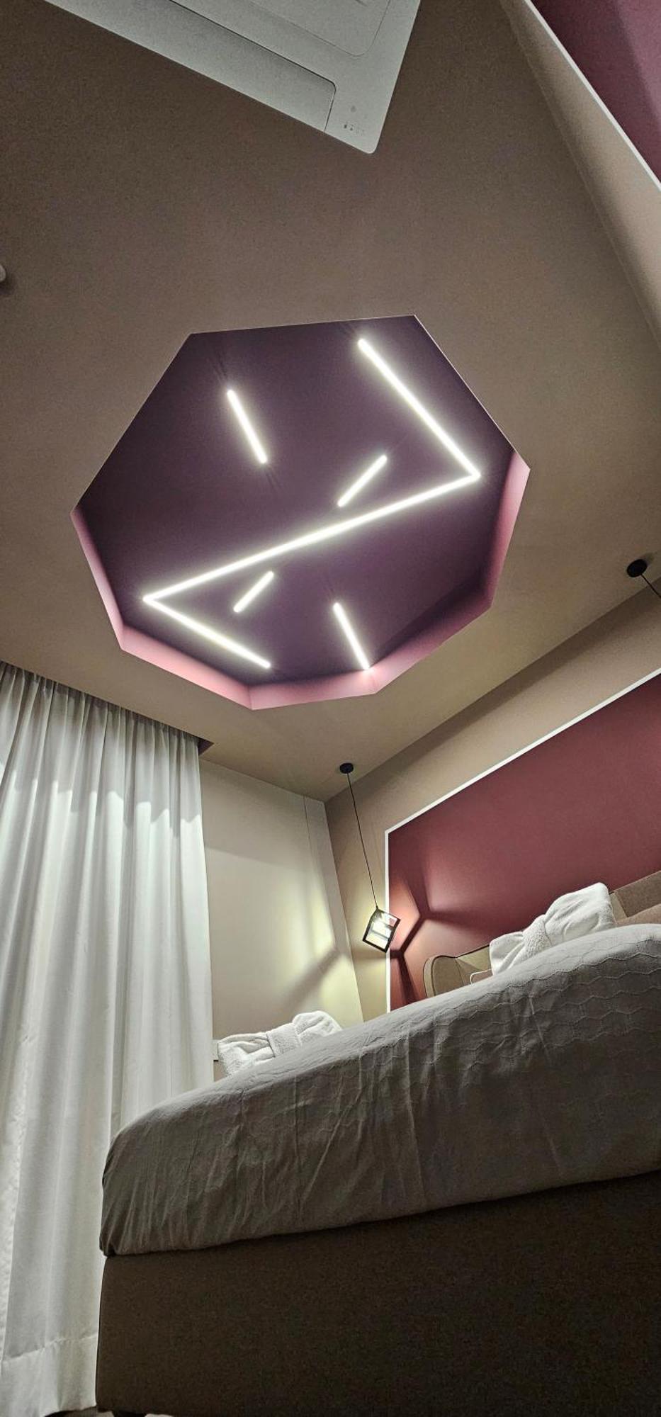 Re Lazzarone Suite Неаполь Экстерьер фото