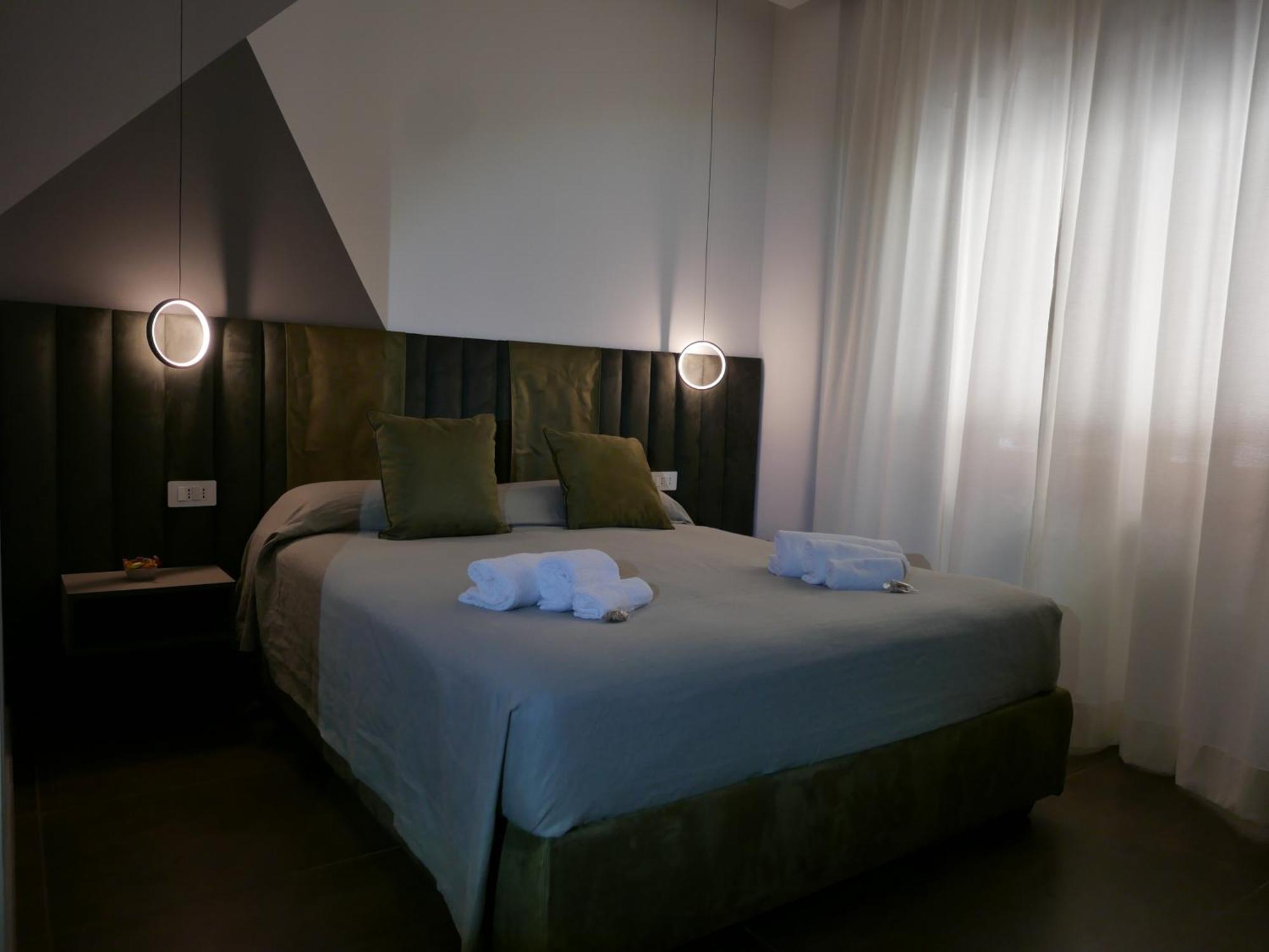Re Lazzarone Suite Неаполь Экстерьер фото