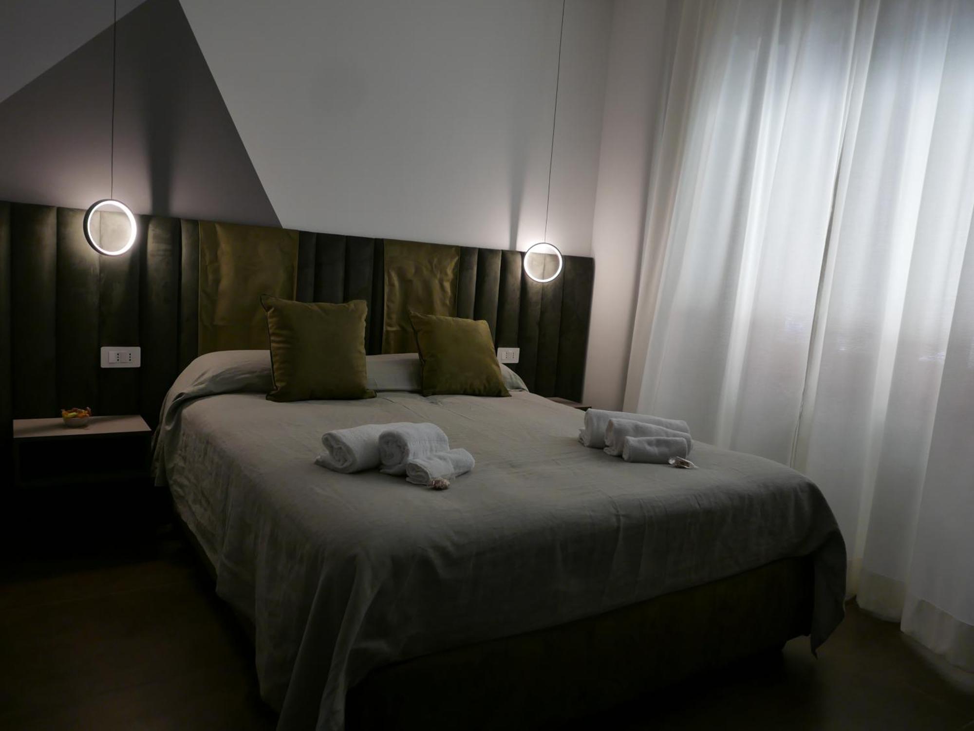 Re Lazzarone Suite Неаполь Экстерьер фото