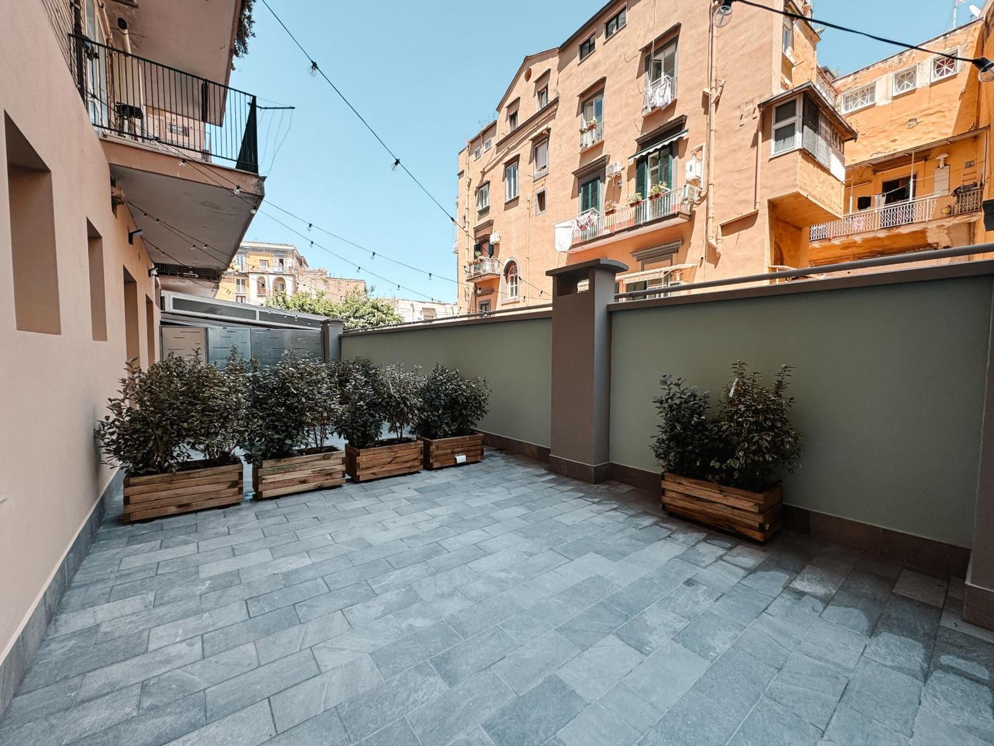 Re Lazzarone Suite Неаполь Экстерьер фото